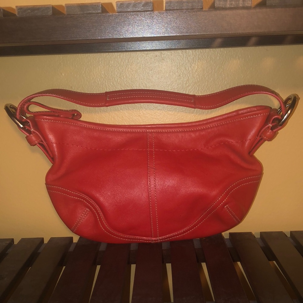Coach SoHo Hobo Red leather No. F3S-9541